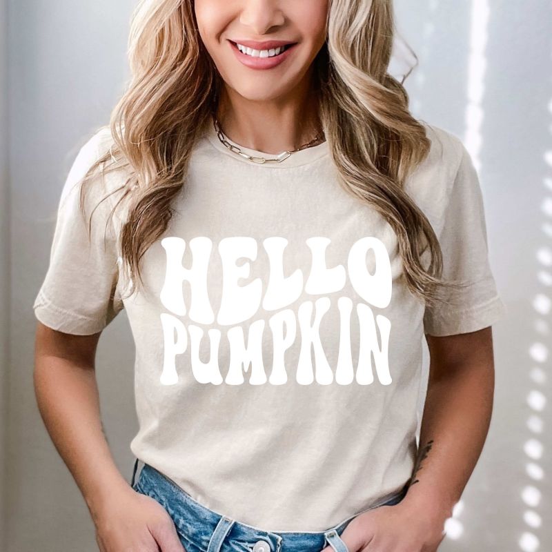 Hello Pumpkin DTF T-SHIRT PRINT